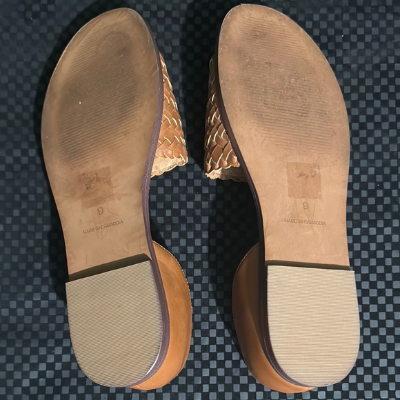 Madewell Women's Brown Woven Leather Flats - Picture 7 of 7